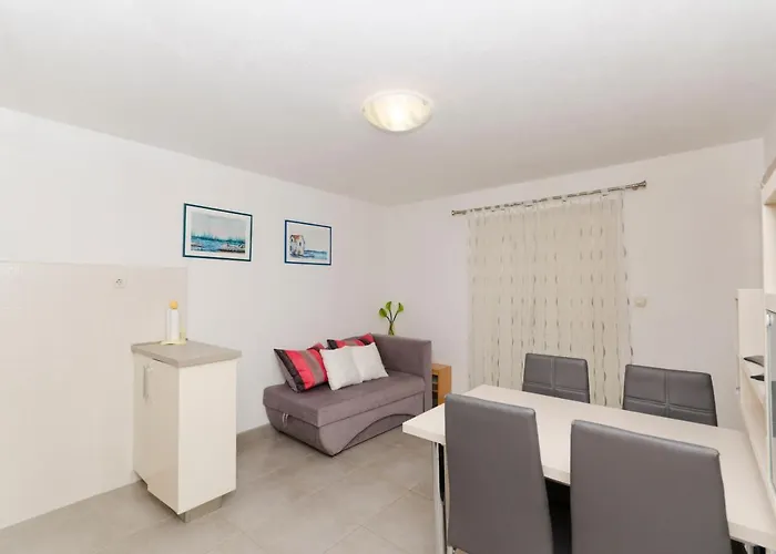 Apartment Klisovic Bol
