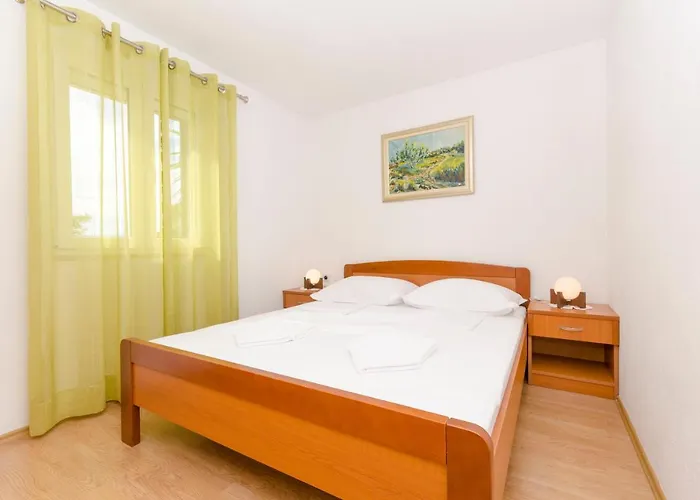 Apartment Klisovic *