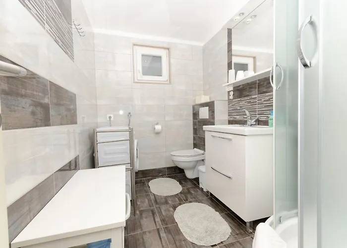 Apartment Klisovic *
