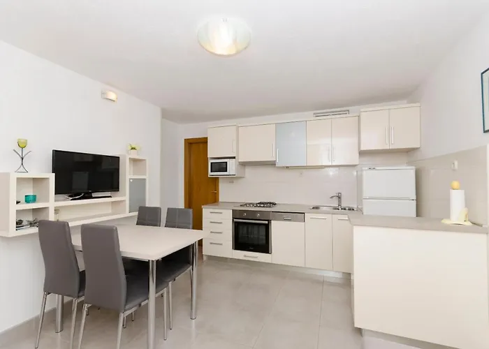 Klisovic Apartment *